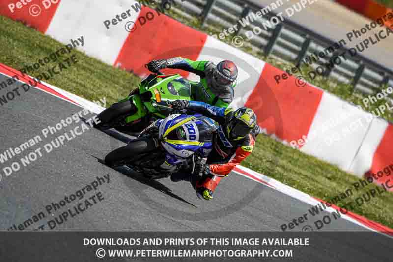 cadwell no limits trackday;cadwell park;cadwell park photographs;cadwell trackday photographs;enduro digital images;event digital images;eventdigitalimages;navarra;no limits trackdays;peter wileman photography;racing digital images;trackday digital images;trackday photos